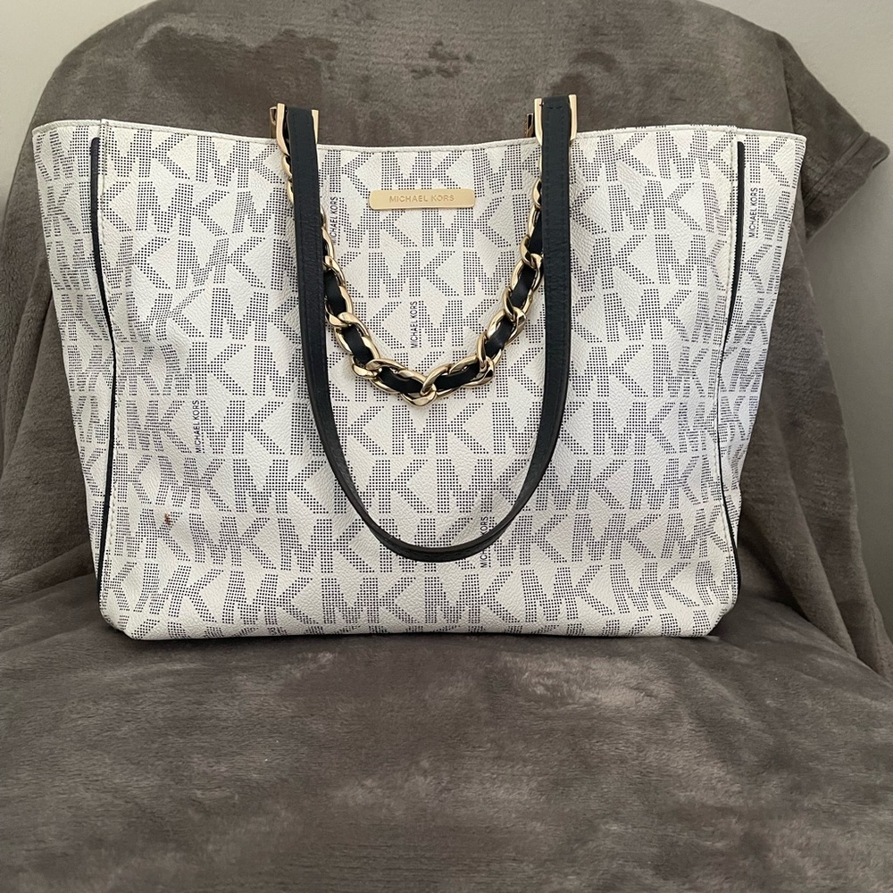 Michael Kors tote